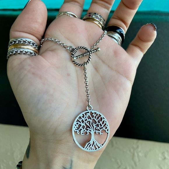 Y shape lariat necklace twisted cable round toggle clasp & tree if life charm - Picture 9 of 10